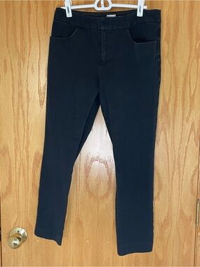 a new day Black Slim Capri Pants